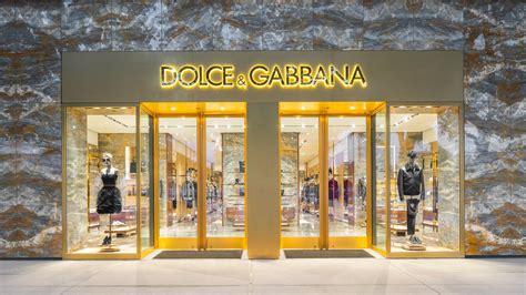 dolce gabbana store locator